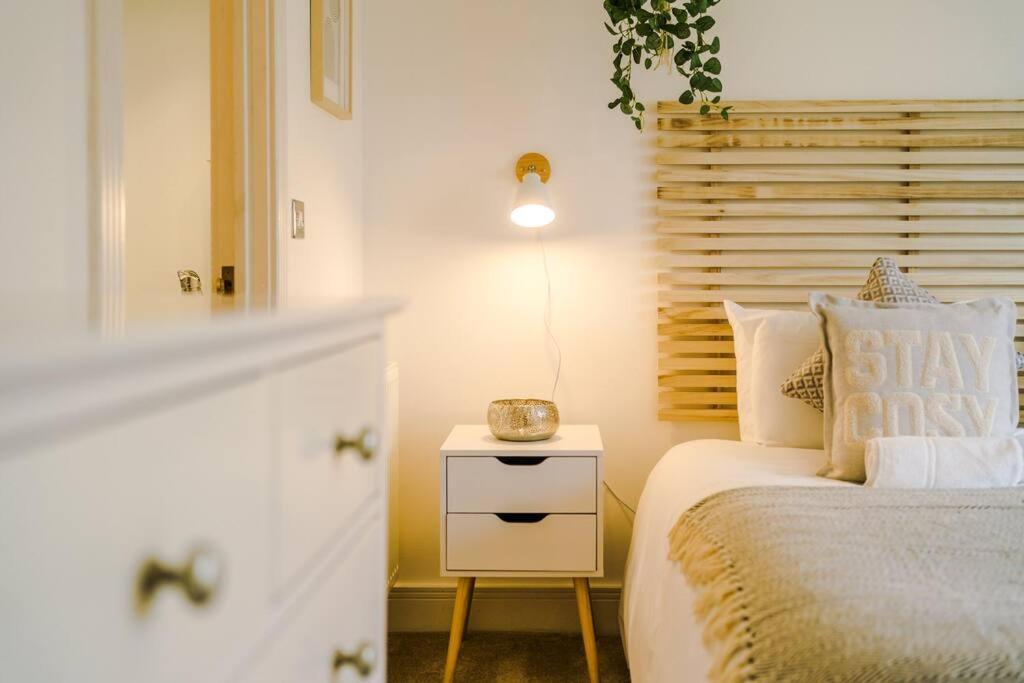 Luxurious Cosy 4Br Home Cheshire Saughall Eksteriør billede