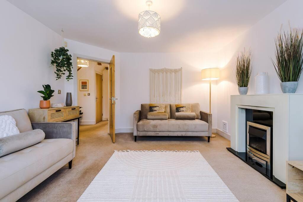 Luxurious Cosy 4Br Home Cheshire Saughall Eksteriør billede